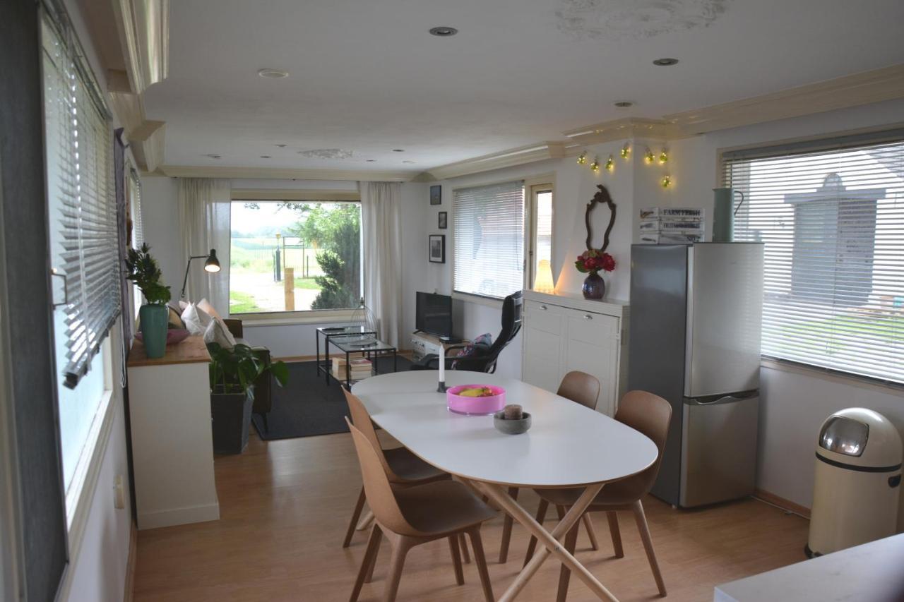 Ferienhaus Grafenland Dersum Exteriör bild