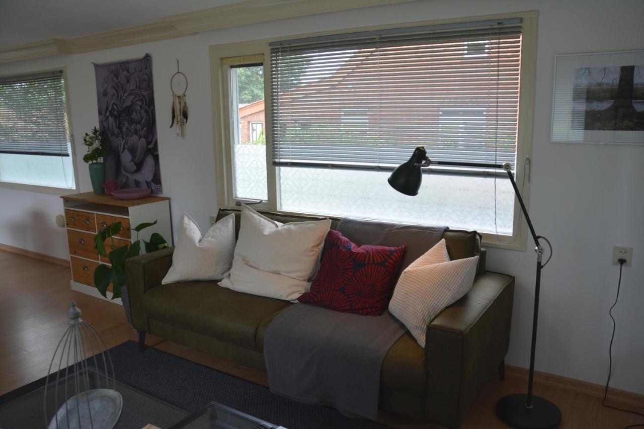 Ferienhaus Grafenland Dersum Exteriör bild